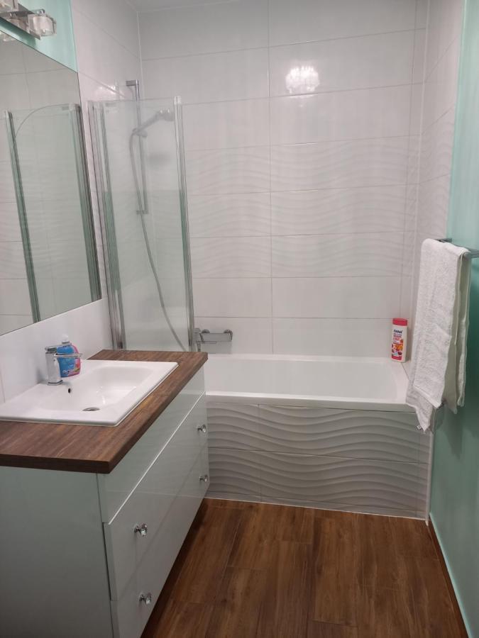 Ladne Mieszkanie W Przyjaznej Okolicy - Nice Apartment In A Friendly Neighborhood Suwałki Екстериор снимка